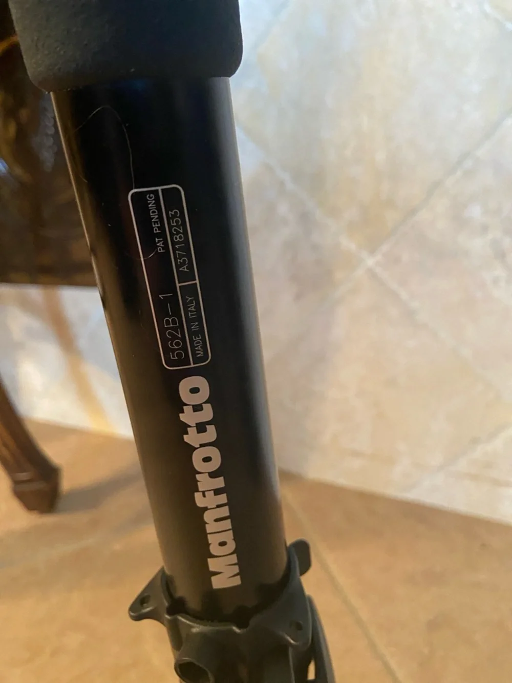 Manfrotto 562B-1 video camera monopod & oben BE-126 ball head Camera Tripod